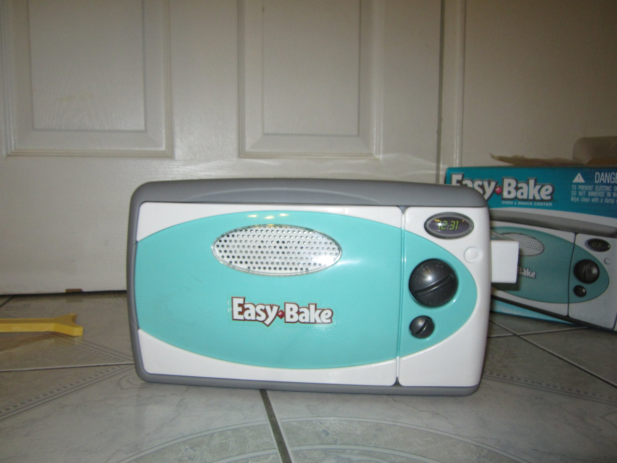 Baking Dreams Come to Life: Exploring Easy-Bake Oven Marketing Strategies插图