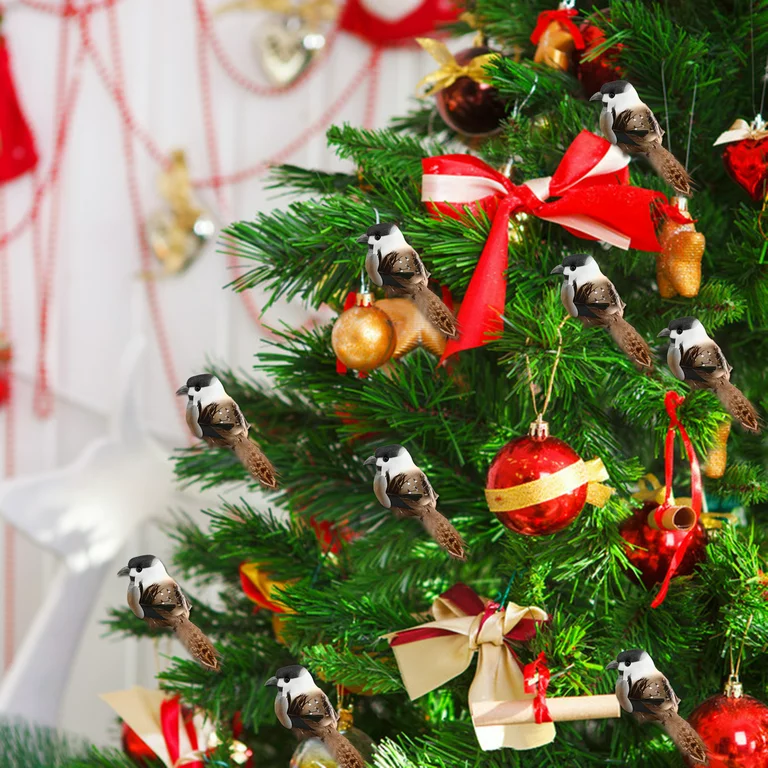 A Feathered Flair: Deck the Halls with Birds This Christmas插图1