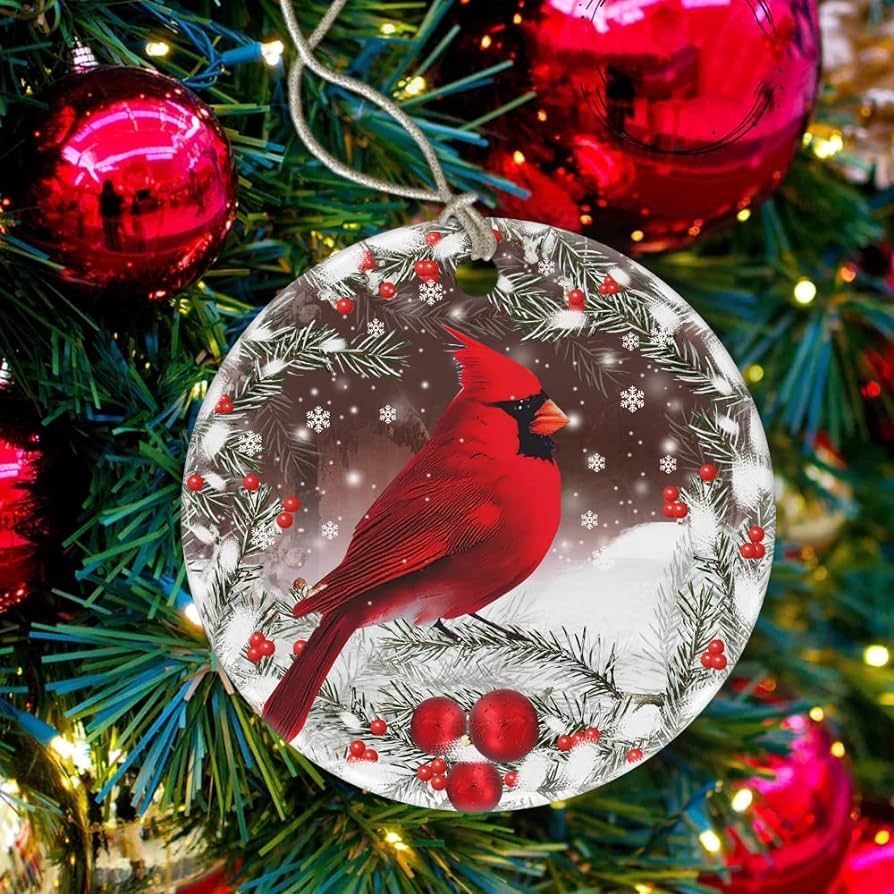 A Cardinal Christmas: Bringing Cheer with Vibrant Bird Decorations缩略图