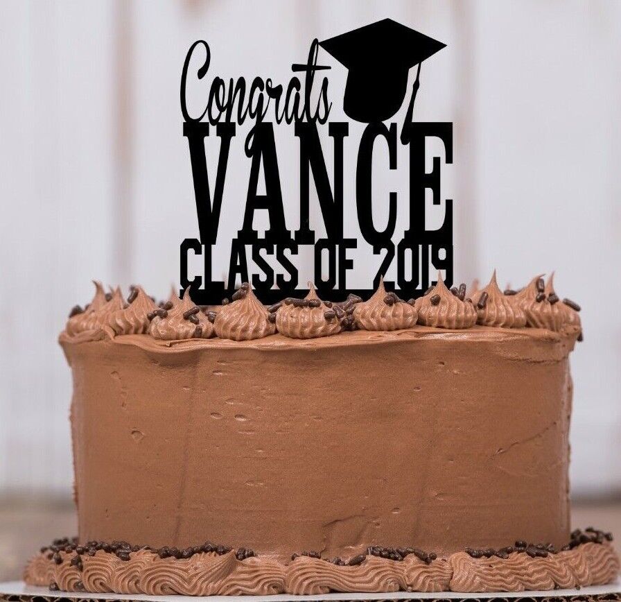The Perfect Touch: Graduation Cake Toppers for Every Grad插图4