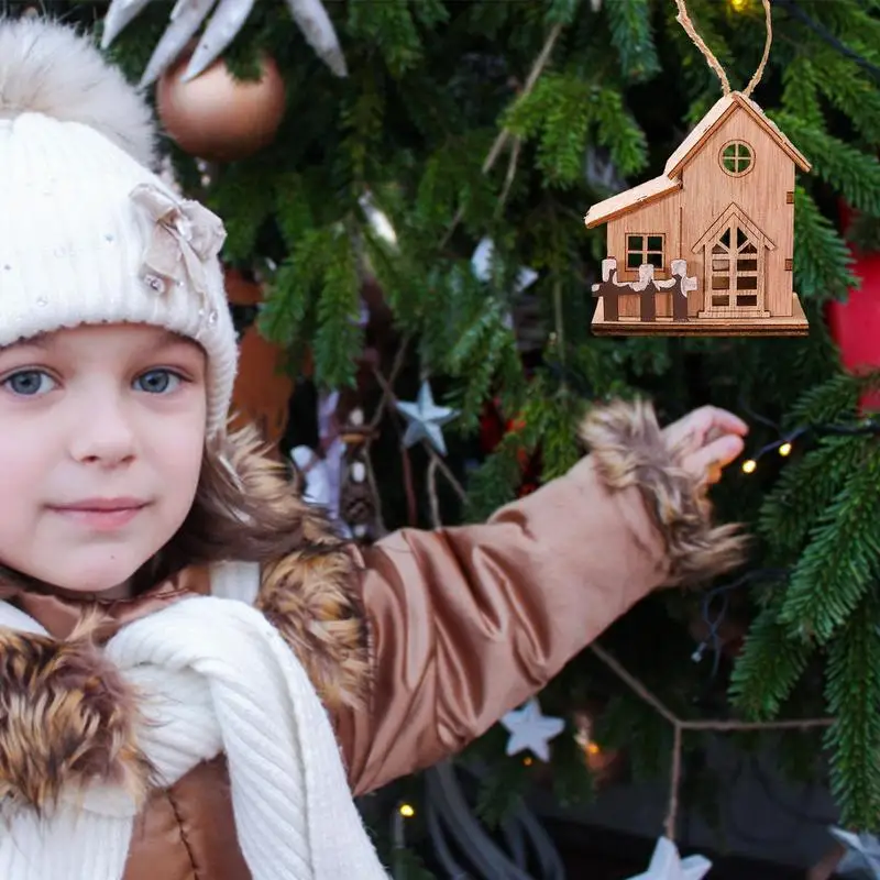 decorating a dollhouse for christmas