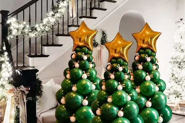 green and gold christmas decor