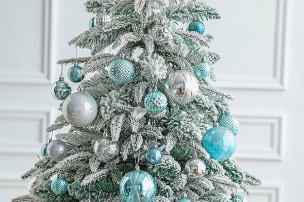 mint green christmas decorations