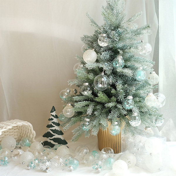 mint green christmas decorations